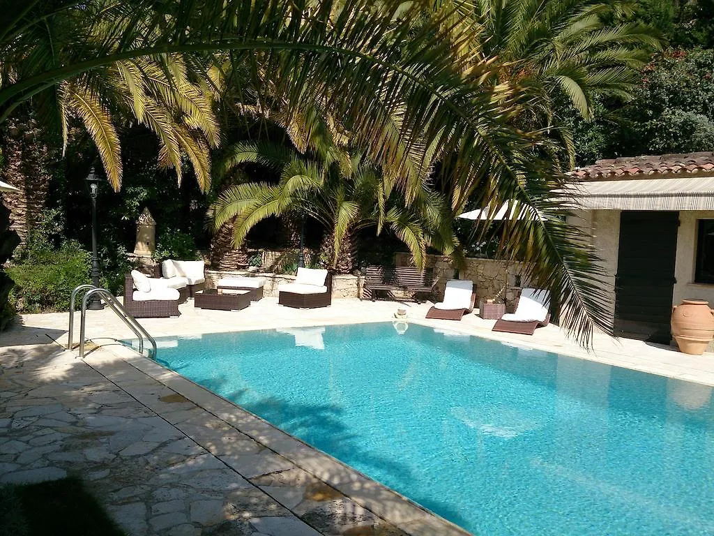 Apartment Villa Loucisa Nice