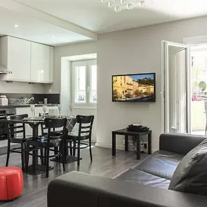 Joffre 9 - Near Massena Square - Terrace Appartamento