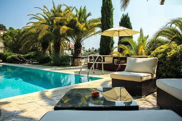 Apartment Villa Loucisa Nice